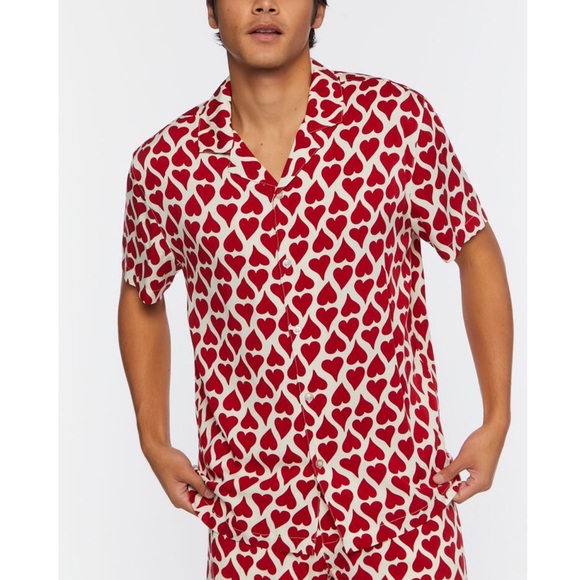 MENS HEART PRINT VALENTINES SHORT SLEEVE SHIRT - Picture 5 of 8